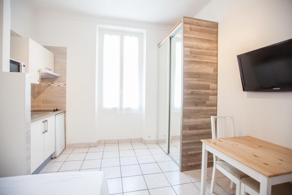 Appartements Foch Кан Стая снимка